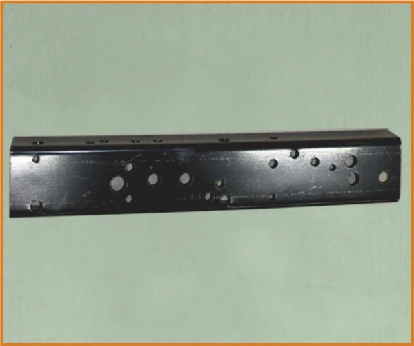 Усилитель рамы ГАЗель №1 "АЗГ-Деталь" от амортизатора передний правый (4 мм) L-630 мм