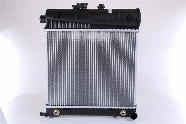 Радиатор системы охлаждения Nissens 62708A