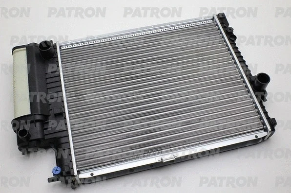 Радиатор системы охлаждения BMW: 5 (E39) 2.0i-2.8i, 95-03 Patron PRS3389