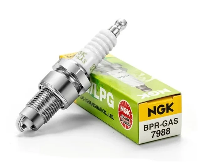 Свеча зажигания NGK BPR-GAS 7988 для ВАЗ-2101/08