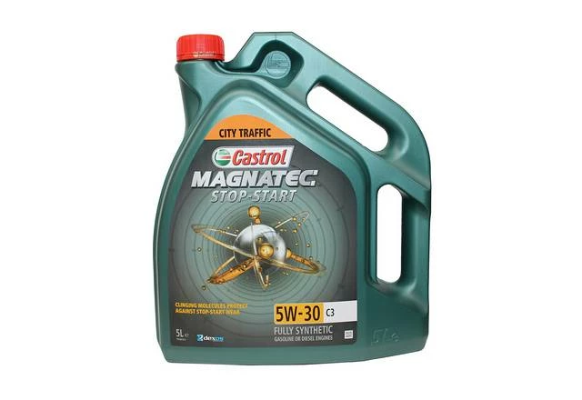 Состав Castrol 5w30: синтетика или полусинтетика?