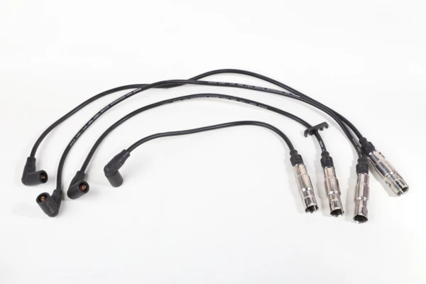 Провода высоковольтные комплект Stellox 10-38004-SX
