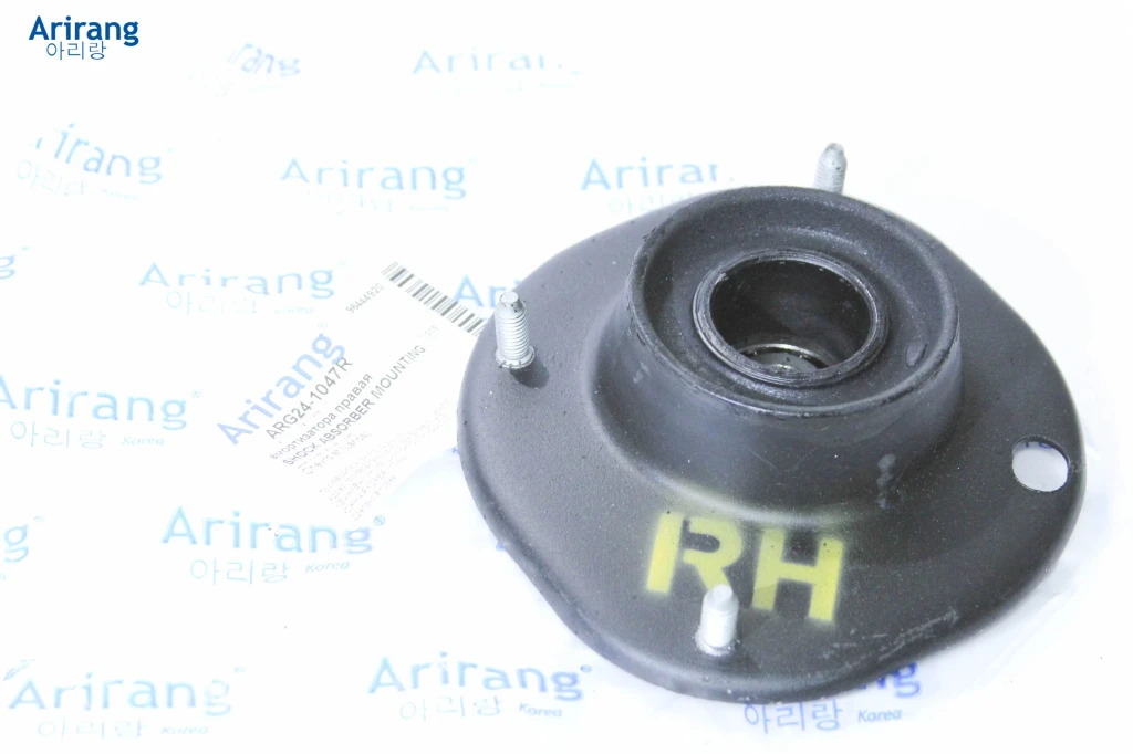 Опора переднего амортизатора правая Arirang ARG24-1047R