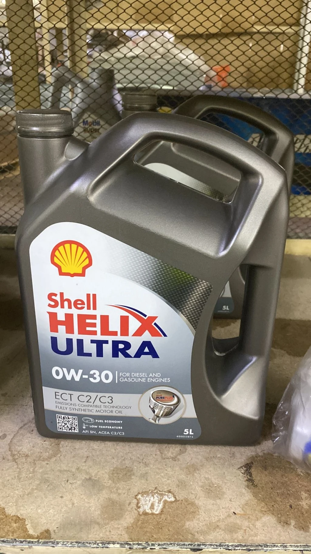 Моторное масло Shell Helix Ultra ECT С2/С3 Pure Plus 0W-30 5 л